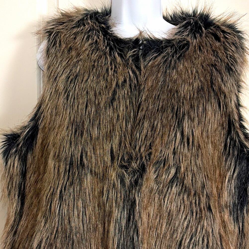 Banana Republic Faux Fur Lined Hook & Eye Mid-Length Vest Women's M old money